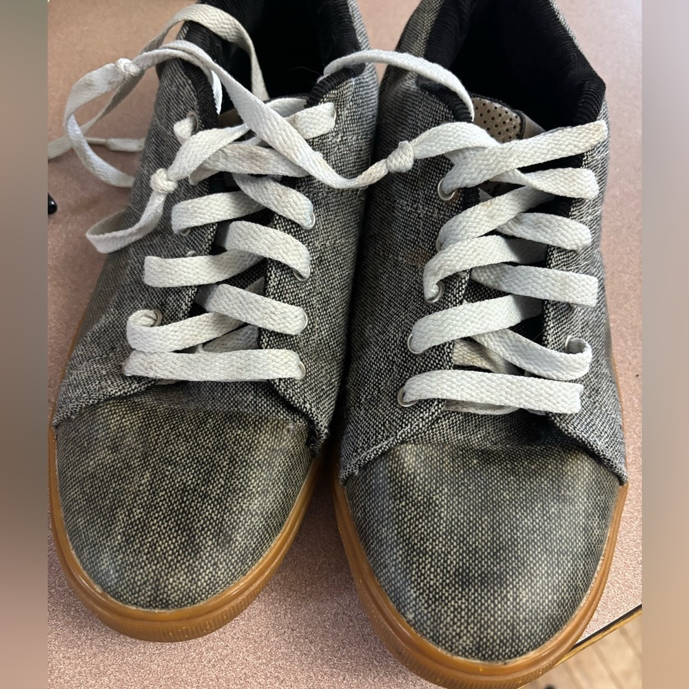 Osiris Grey Turin Sneakers Men’s size 10